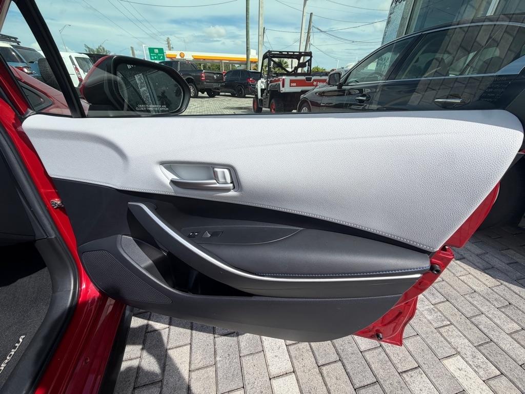 Toyota Corolla Nightshade CVT (Natl) 2020