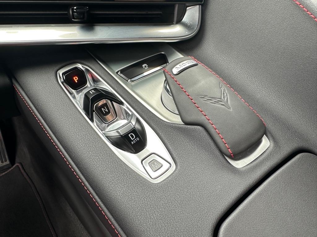 Chevrolet Corvette photo 19