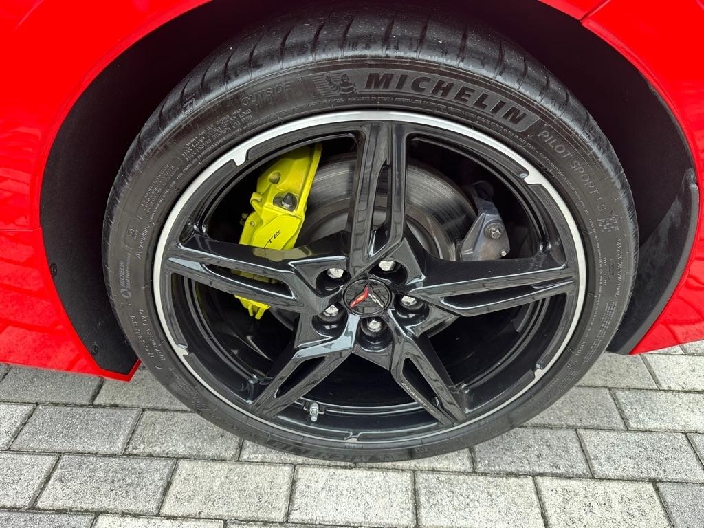 Chevrolet Corvette photo 26