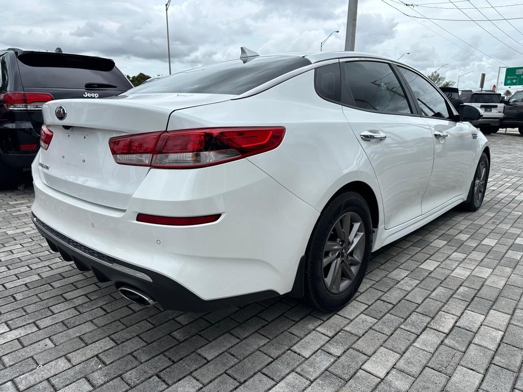 Kia Optima photo 8