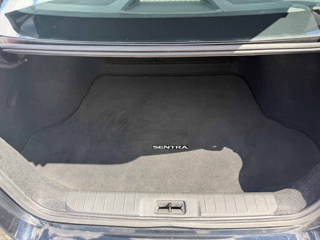 Nissan Sentra S CVT 2021