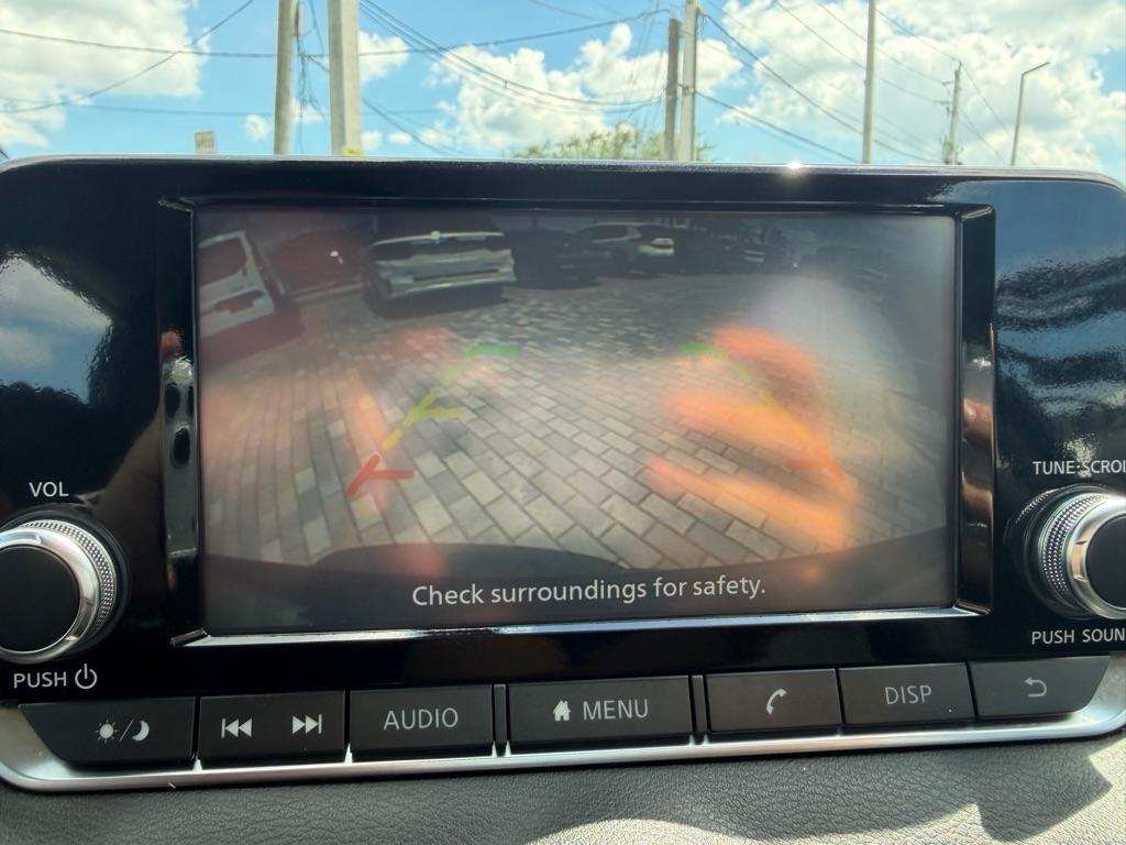 Nissan Sentra S CVT 2021