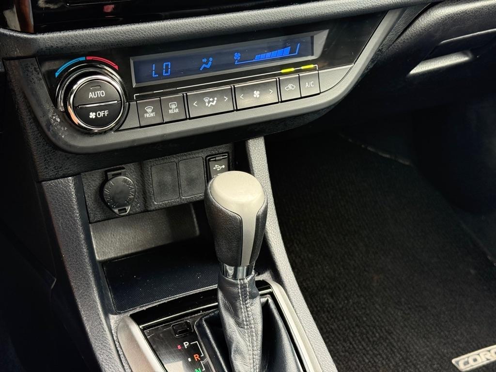 Toyota Corolla 4dr Sdn CVT LE Premium (Natl) 2014