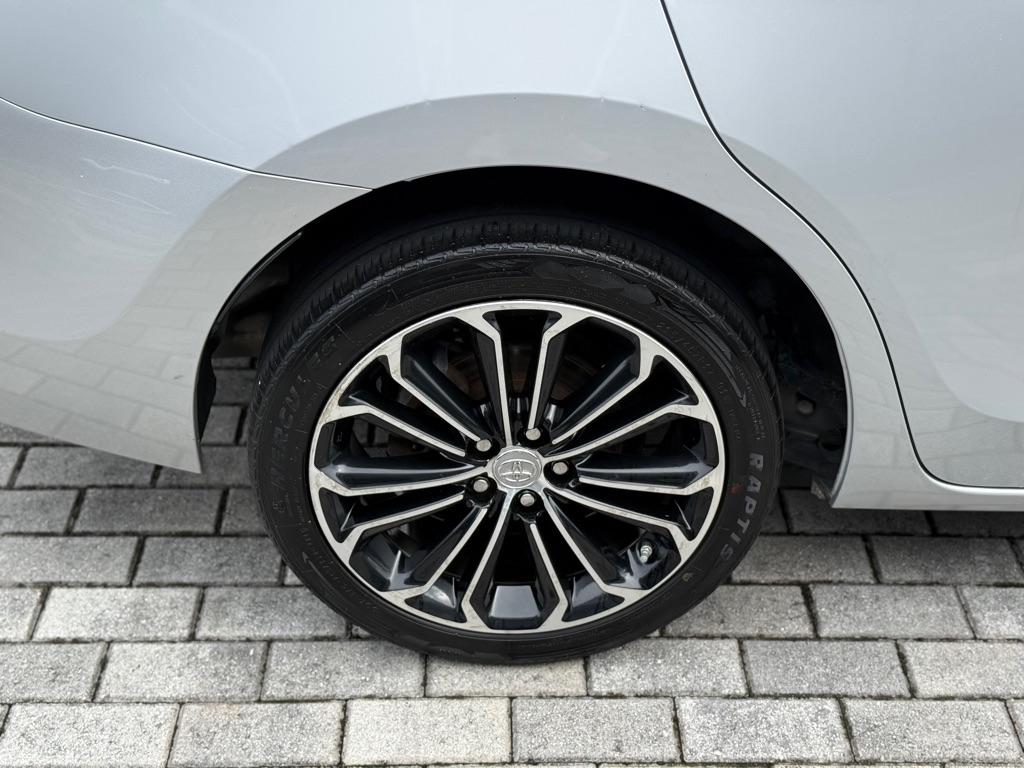 Toyota Corolla 4dr Sdn CVT LE Premium (Natl) 2014