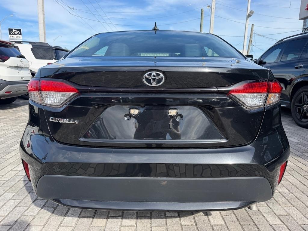 Toyota Corolla LE CVT (Natl) 2022