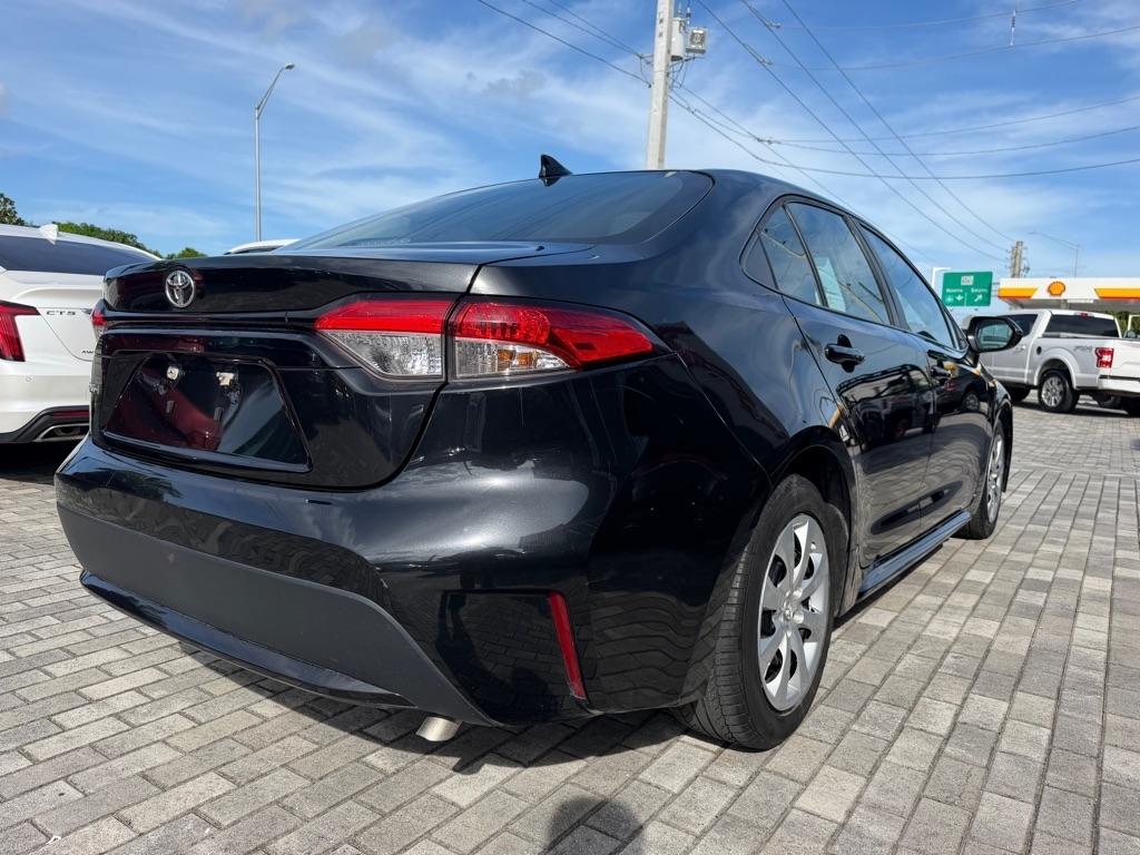 Toyota Corolla LE CVT (Natl) 2022