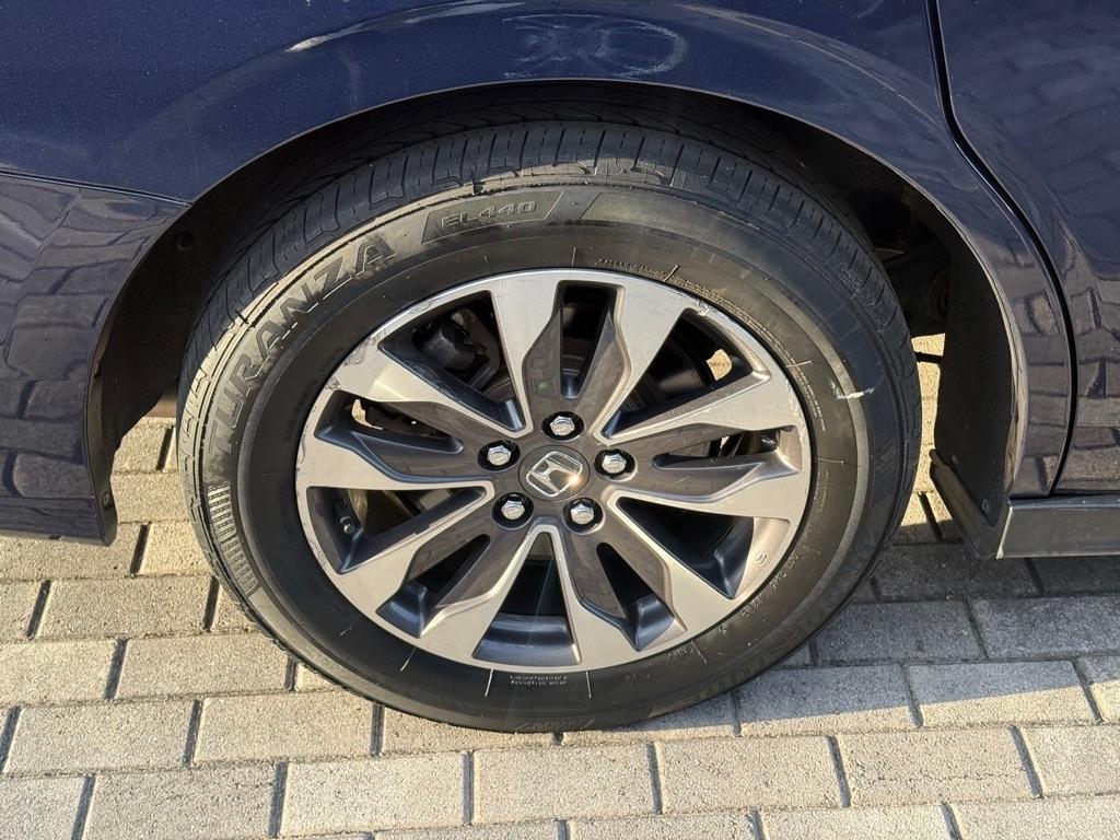 Honda Odyssey EX-L Auto 2024