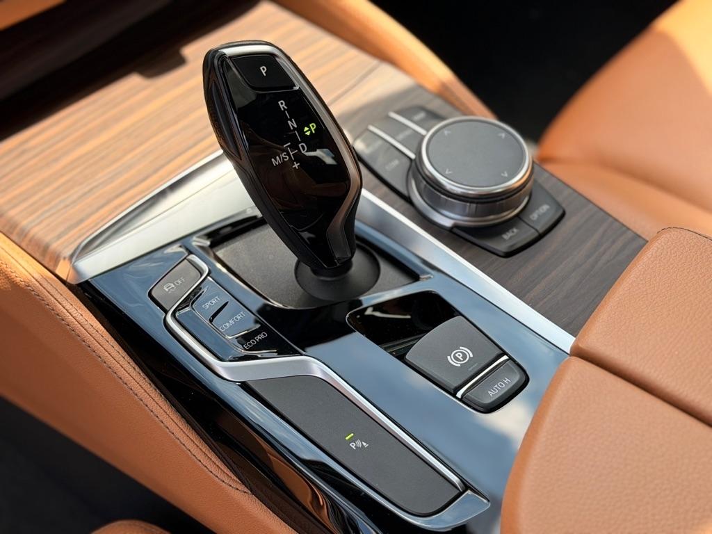 BMW 5 Series 530i Sedan 2020