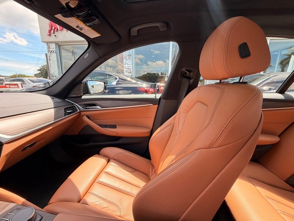 BMW 5 Series 530i Sedan 2020