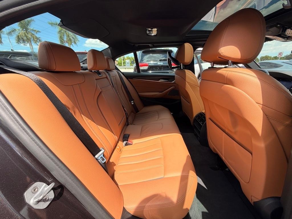 BMW 5 Series 530i Sedan 2020