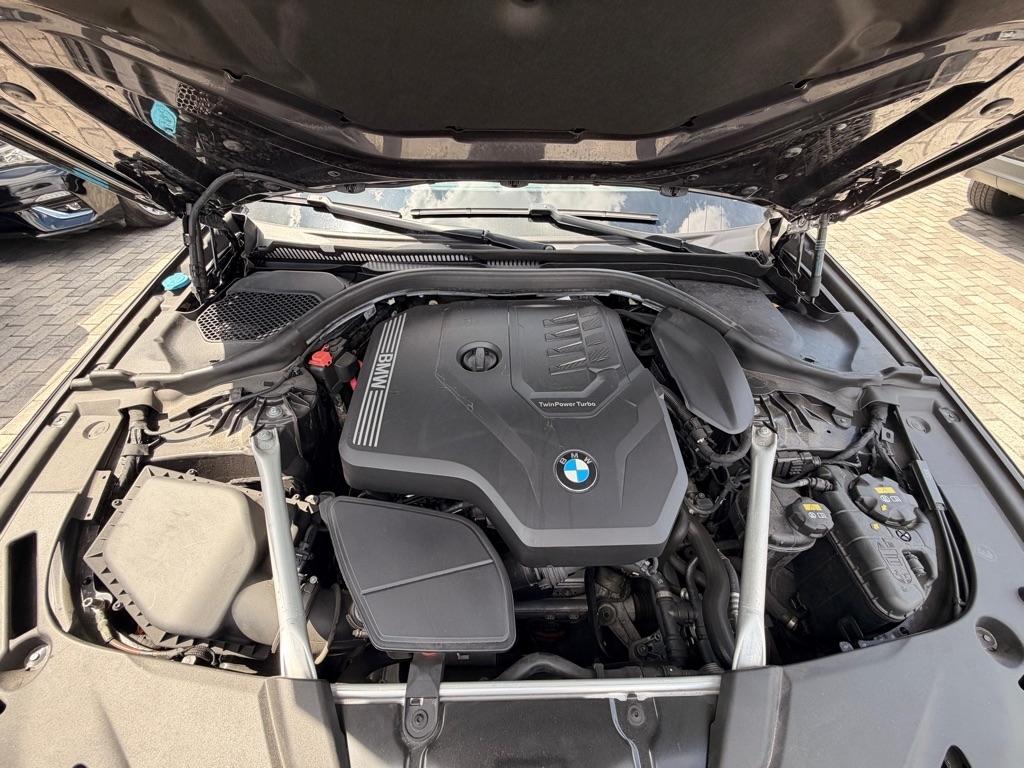 BMW 5 Series 530i Sedan 2020