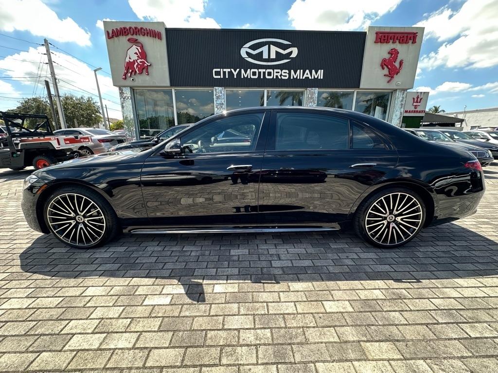 Mercedes-Benz S-Class photo 4