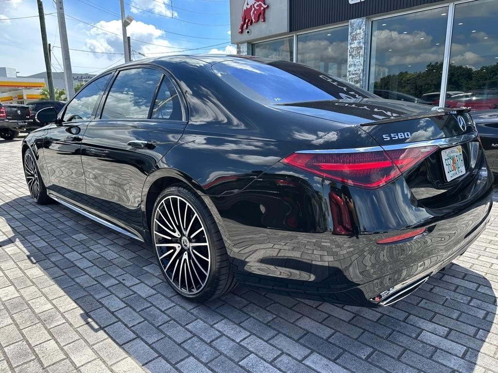 Mercedes-Benz S-Class photo 5