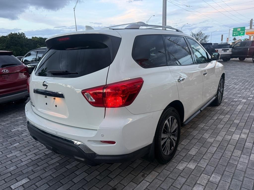 Nissan Pathfinder FWD S 2019