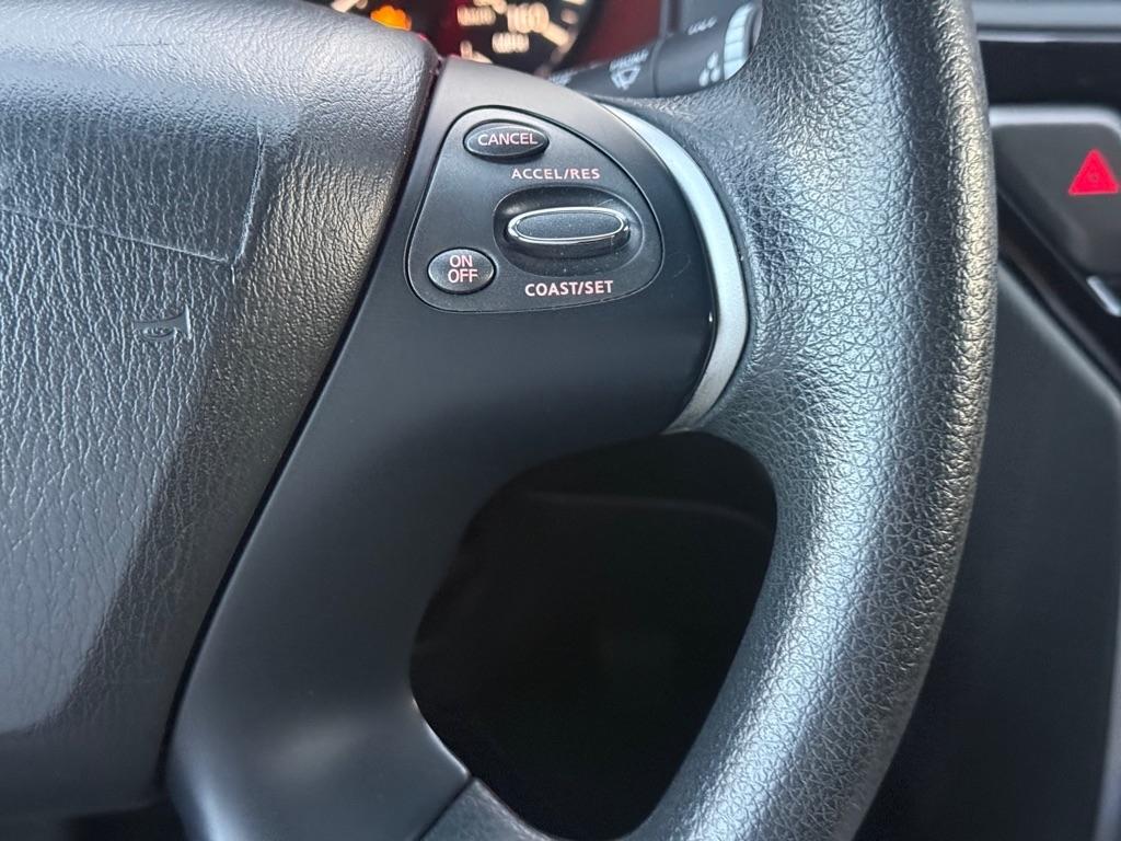 Nissan Pathfinder FWD S 2019