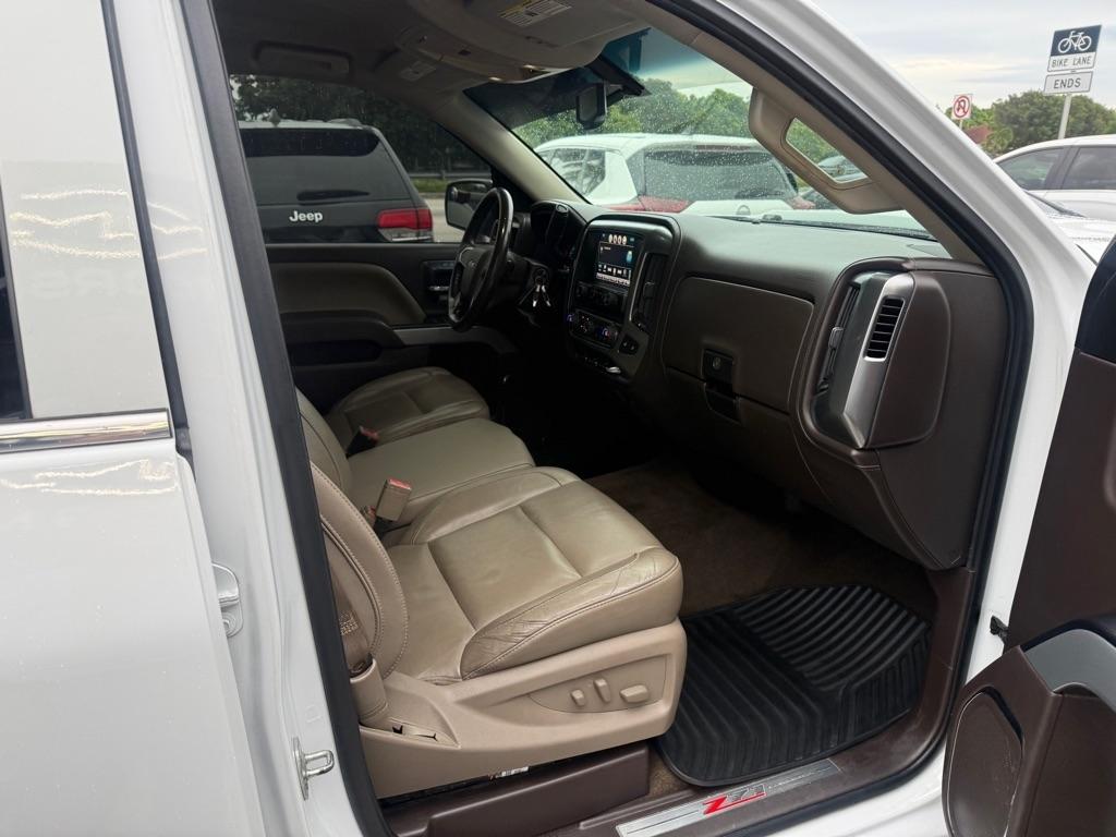 Chevrolet Silverado 1500 4WD Double Cab 143.5" LTZ w/2LZ 2016