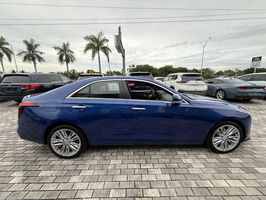 Cadillac CT4 4dr Sdn Luxury 2023