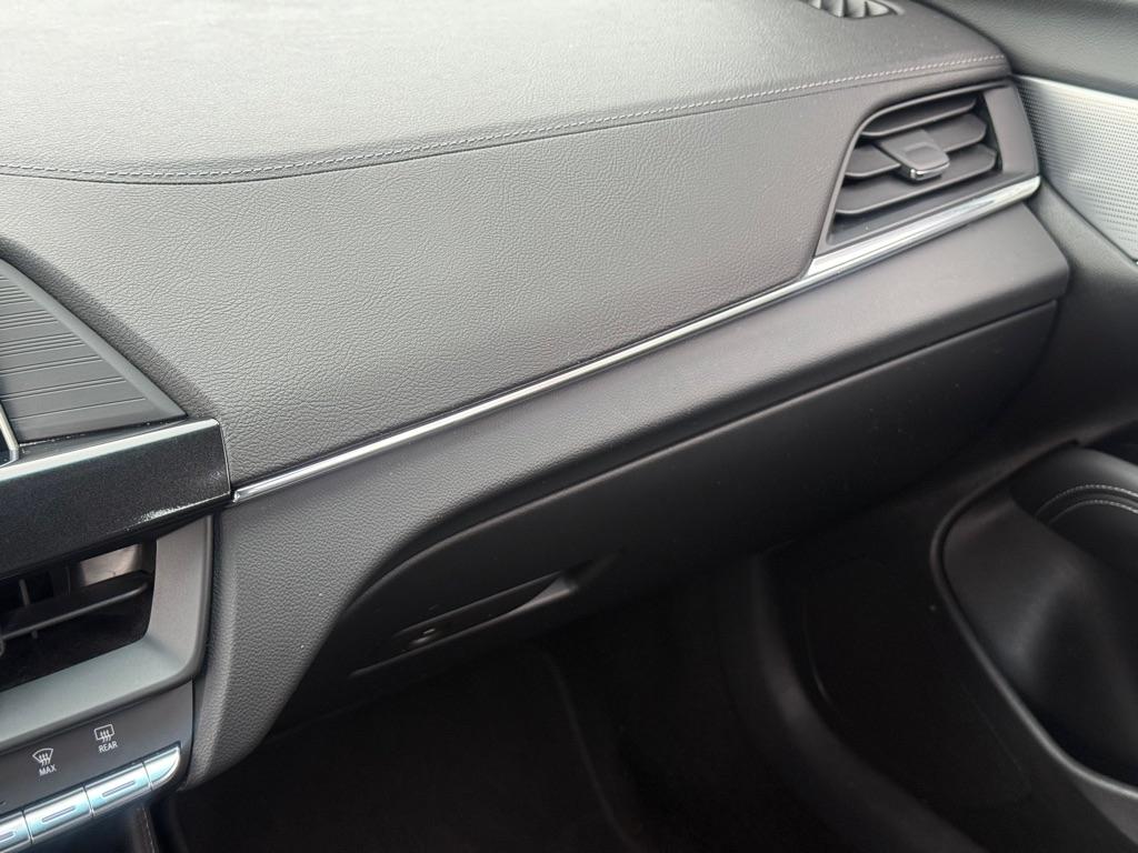 Cadillac CT4 4dr Sdn Luxury 2023