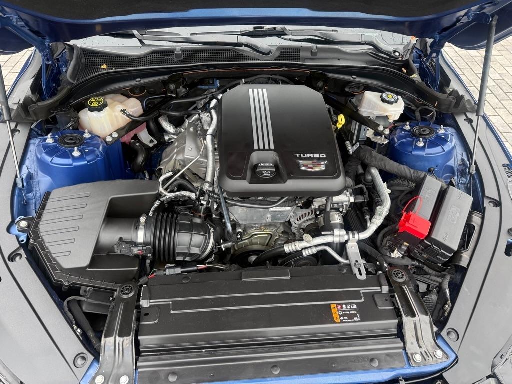 Cadillac CT4 4dr Sdn Luxury 2023