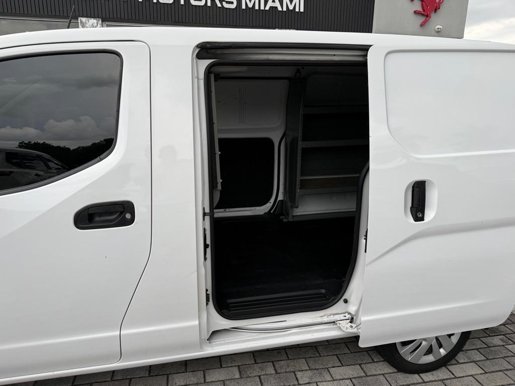 Nissan NV200 Compact Cargo I4 SV 2020