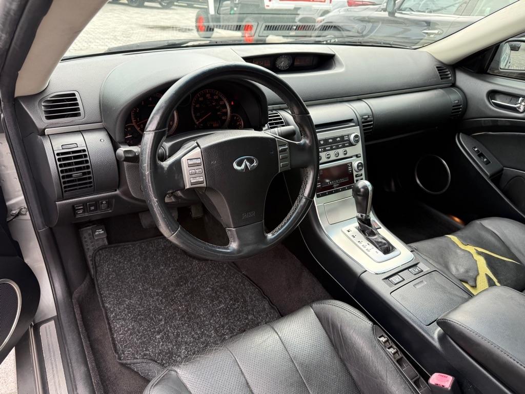 Infiniti G35 photo 9