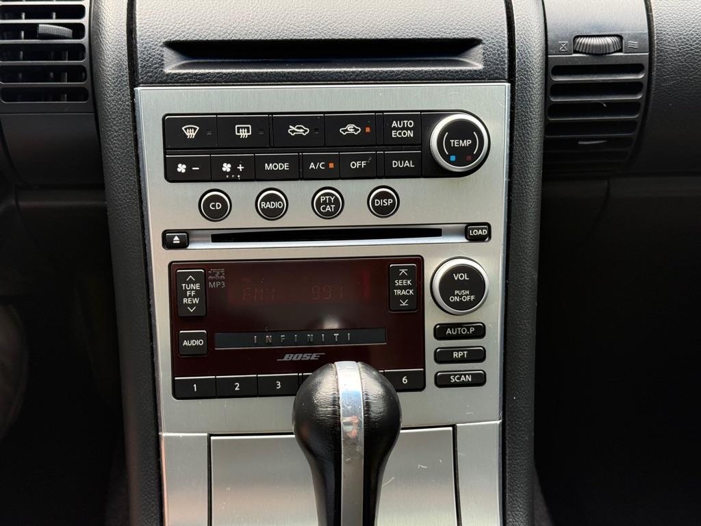 Infiniti G35 photo 19