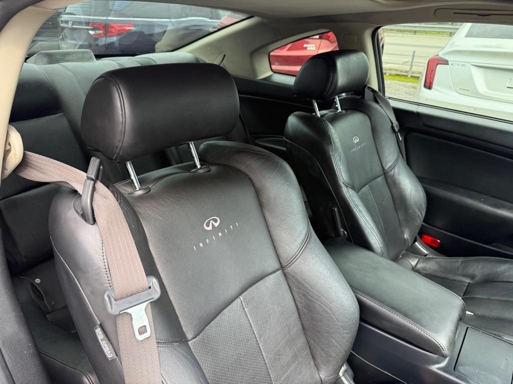 Infiniti G35 photo 25
