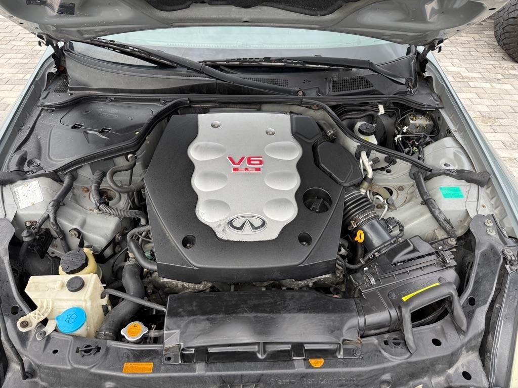 Infiniti G35 photo 30