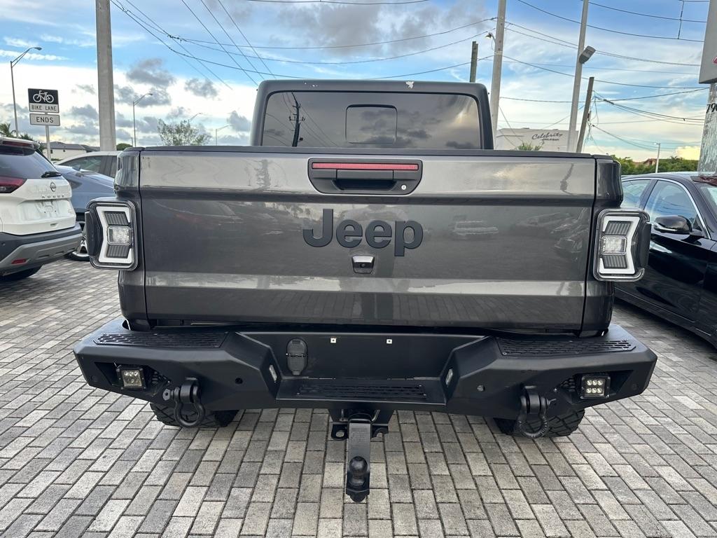 Jeep Gladiator photo 8