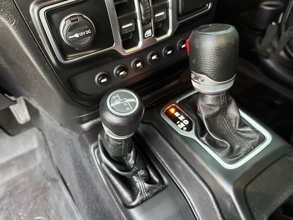 Jeep Gladiator photo 18