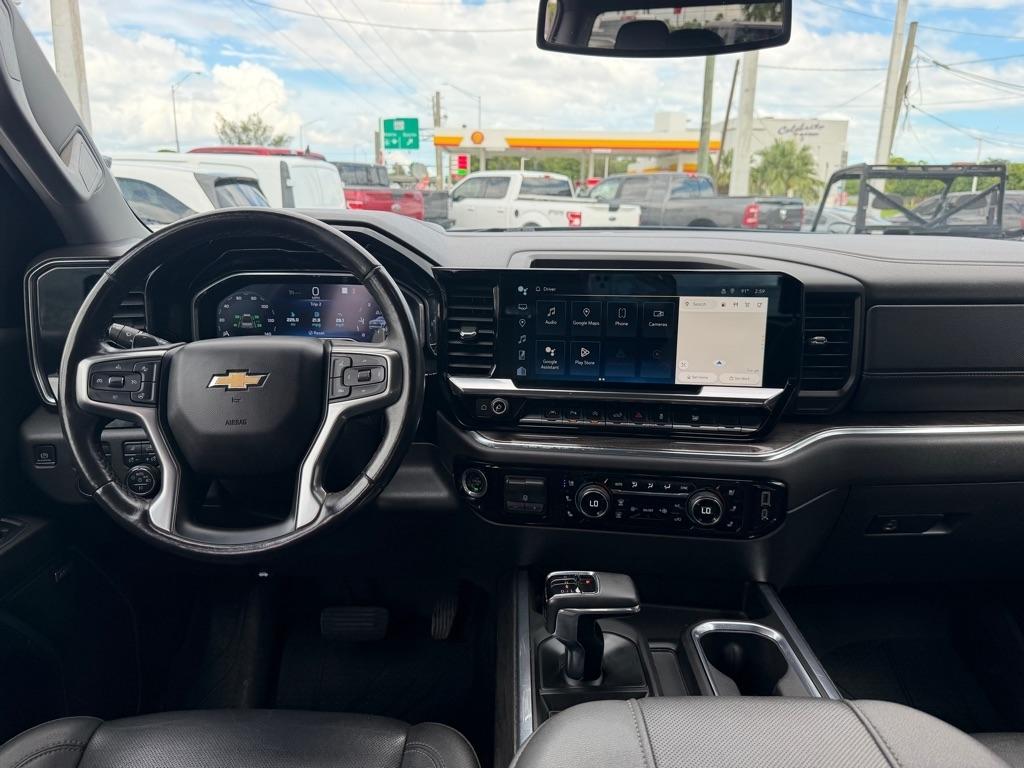 Chevrolet Silverado 1500 4WD Crew Cab 147" LTZ 2023