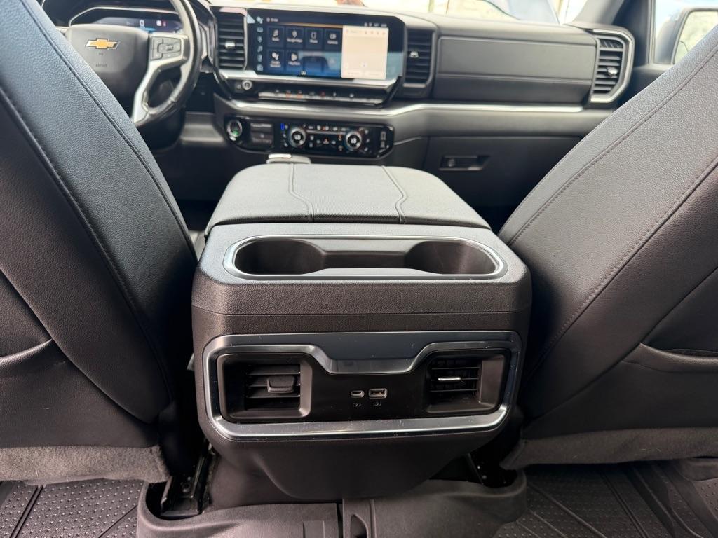 Chevrolet Silverado 1500 4WD Crew Cab 147" LTZ 2023