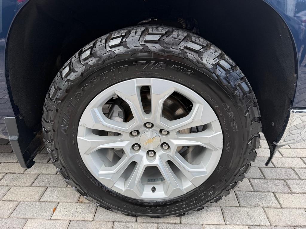 Chevrolet Silverado 1500 4WD Crew Cab 147" LTZ 2023