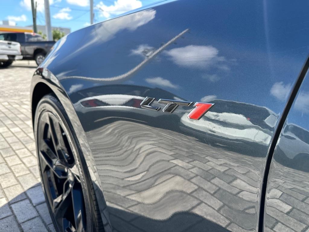 Chevrolet Camaro 2dr Cpe LT1 2021