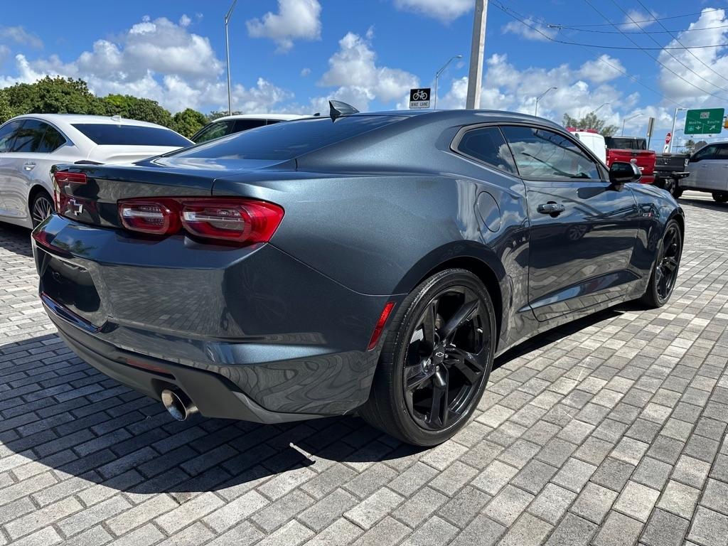Chevrolet Camaro 2dr Cpe LT1 2021
