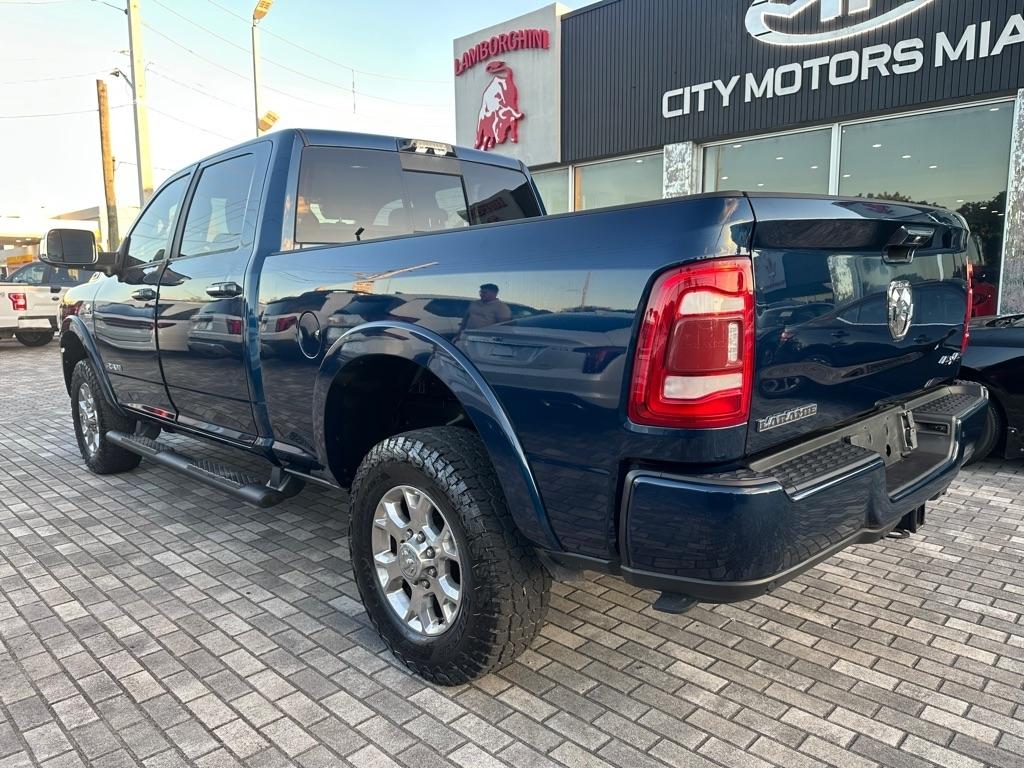 RAM 2500 Laramie 4x4 Crew Cab 6'4" Box 2022