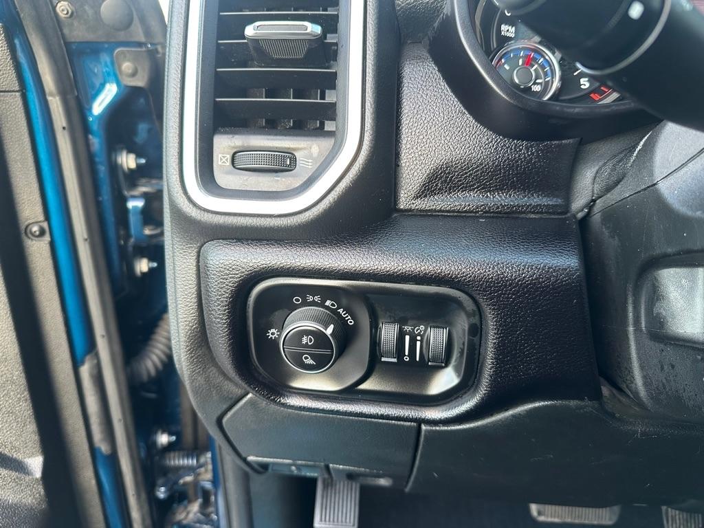 RAM 2500 Laramie 4x4 Crew Cab 6'4" Box 2022