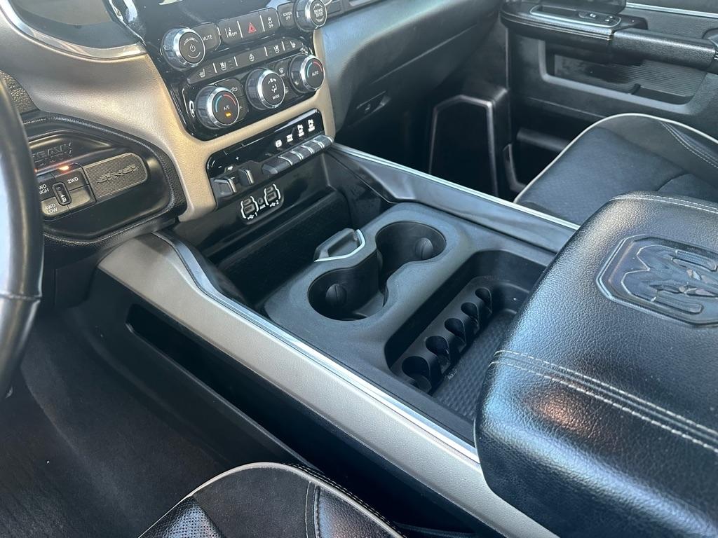 RAM 2500 Laramie 4x4 Crew Cab 6'4" Box 2022