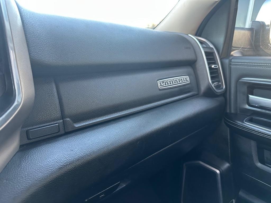 RAM 2500 Laramie 4x4 Crew Cab 6'4" Box 2022