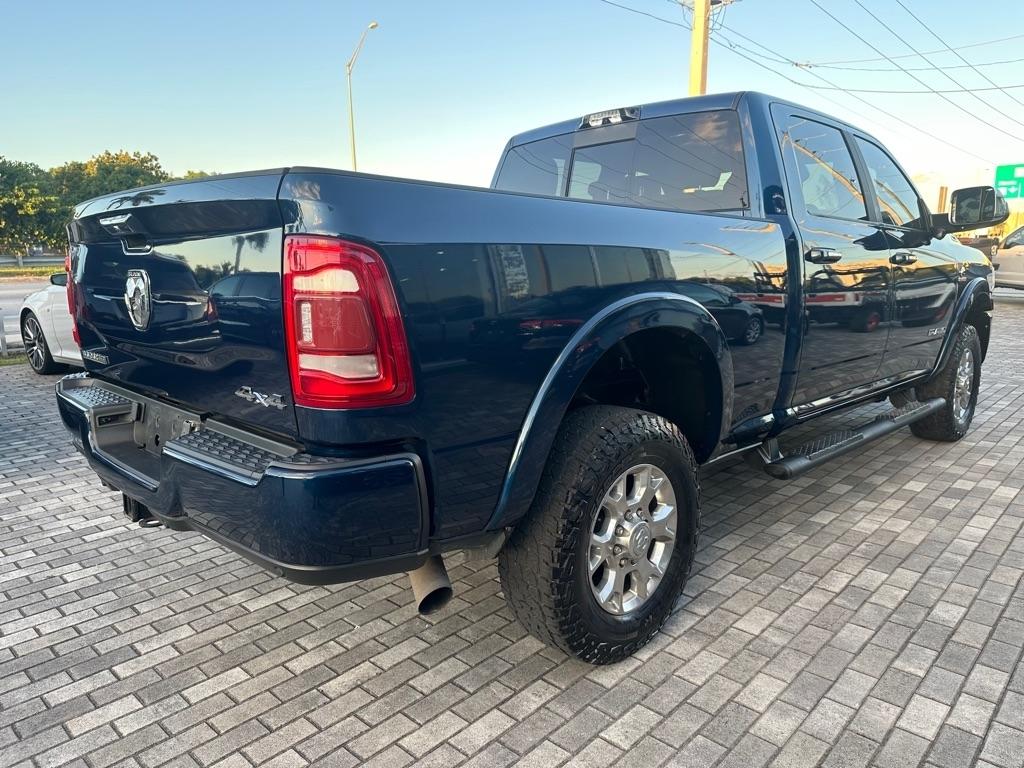 RAM 2500 Laramie 4x4 Crew Cab 6'4" Box 2022