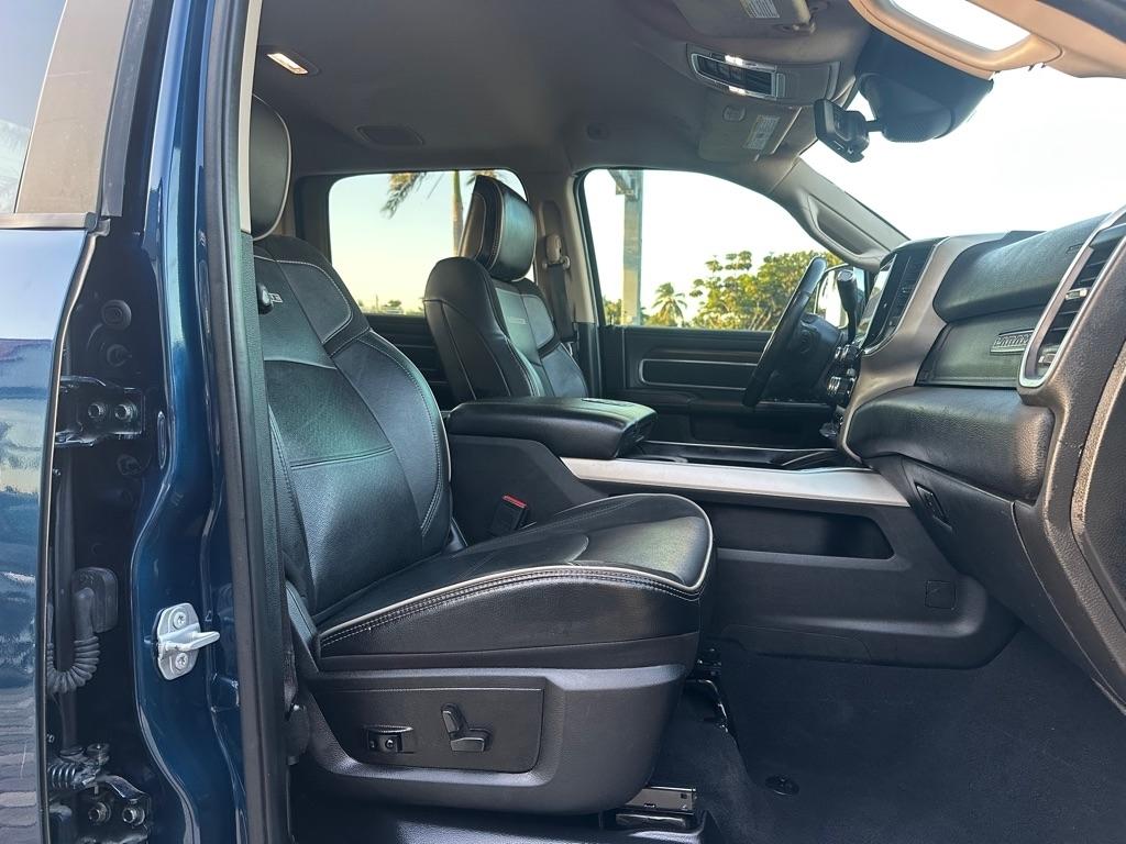 RAM 2500 Laramie 4x4 Crew Cab 6'4" Box 2022
