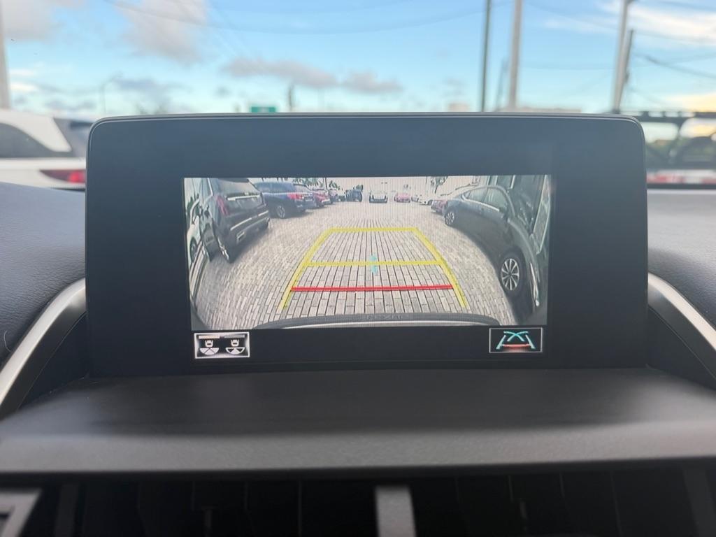 Lexus NX photo 26