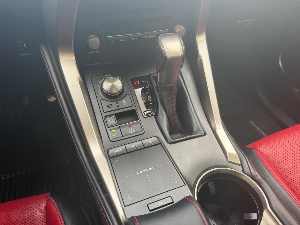 Lexus NX photo 27