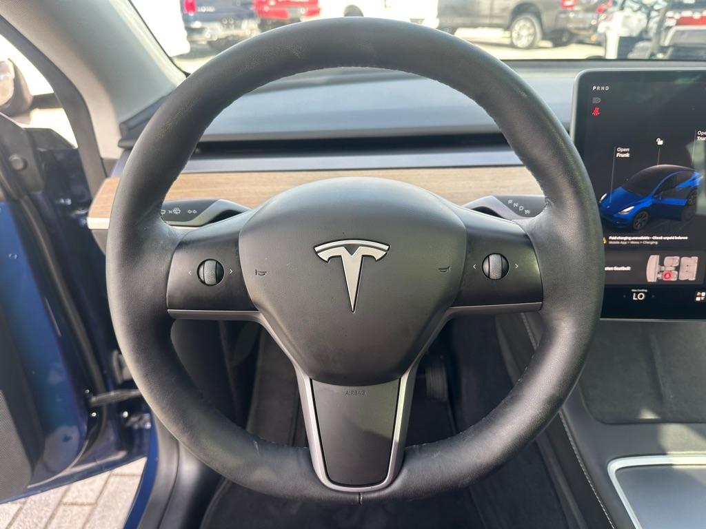 Tesla Model Y RWD *Ltd Avail* 2024