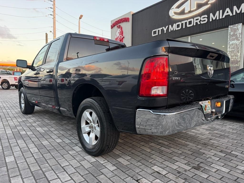 RAM 1500 2WD Quad Cab 140.5" SLT 2015