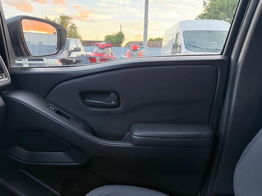 Nissan Frontier King Cab 4x2 S 2024