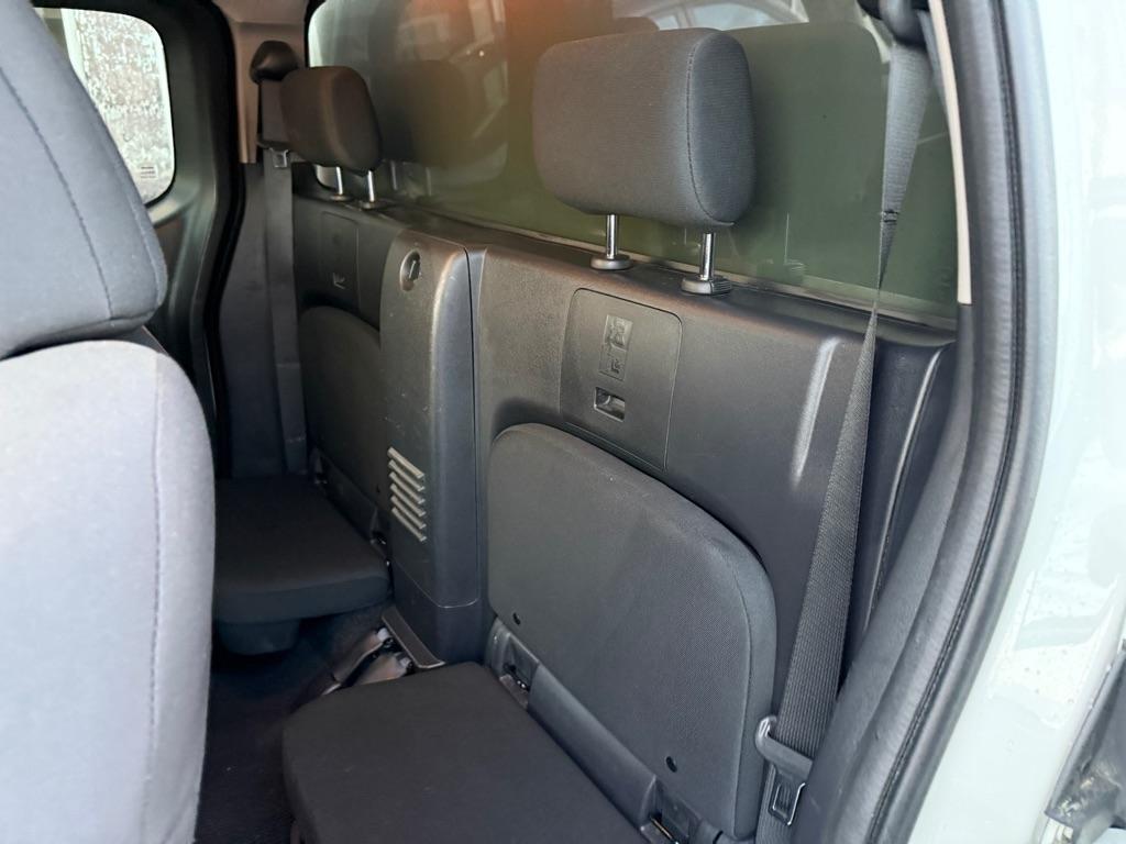 Nissan Frontier King Cab 4x2 S 2024
