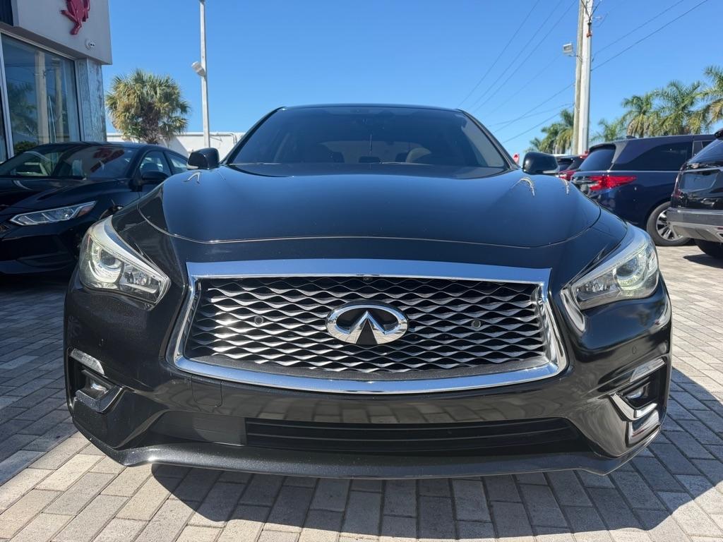 Infiniti Q50 LUXE RWD 2022