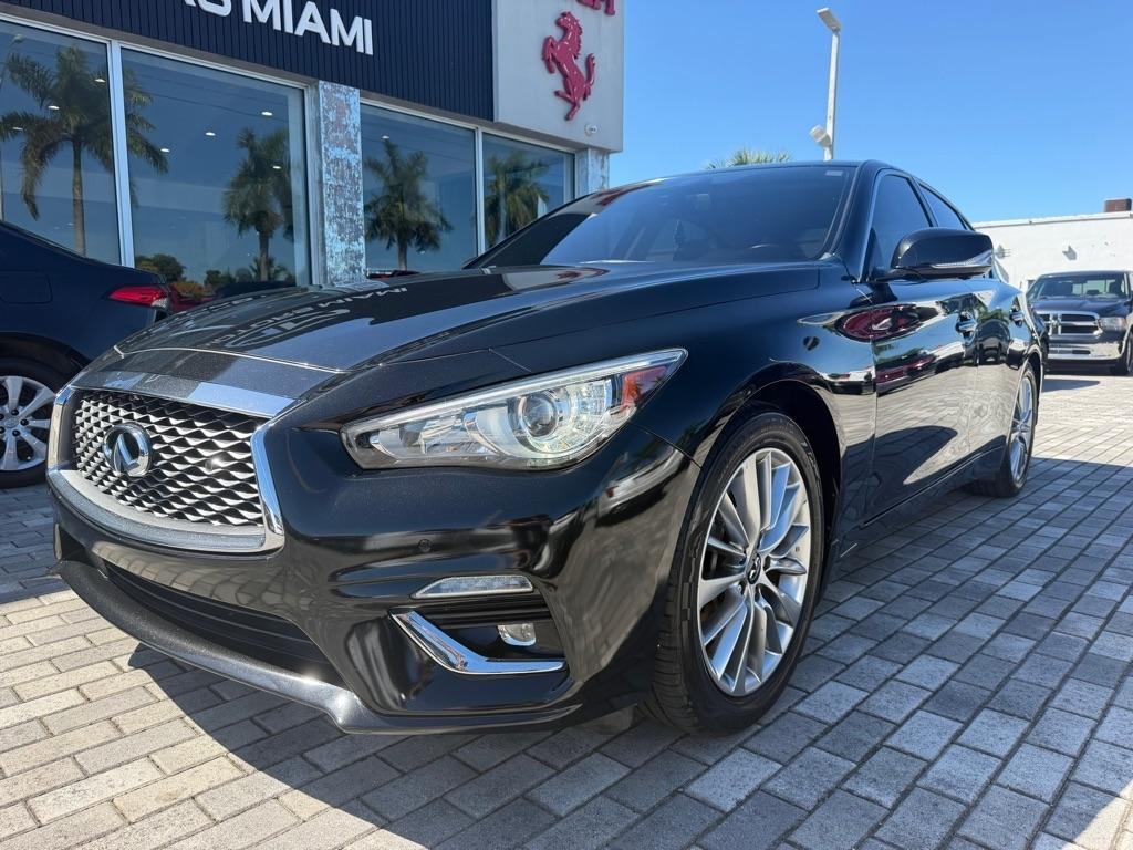 Infiniti Q50 LUXE RWD 2022