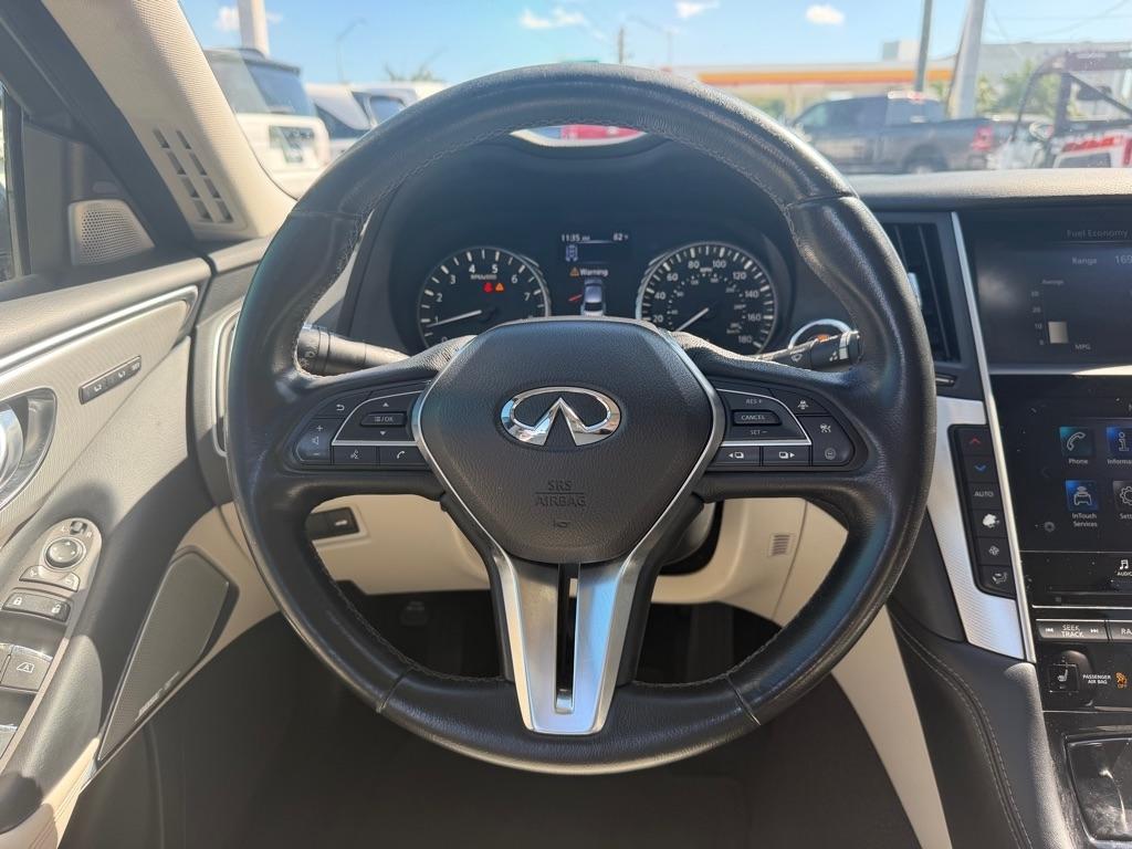 Infiniti Q50 LUXE RWD 2022